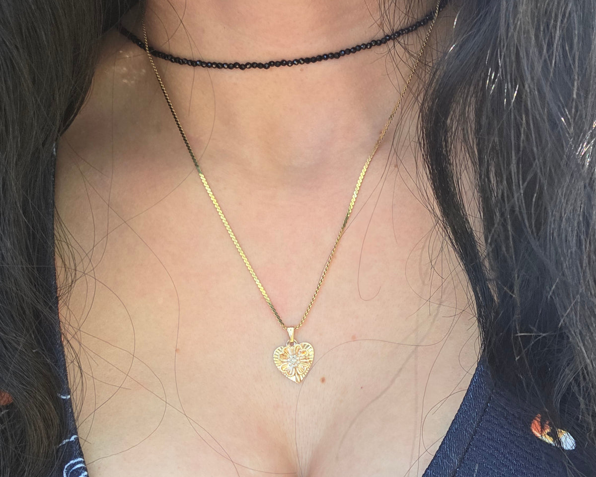 Vintage 10k Gold Dainty Diamond Accented Engine Turned Clover Heart Charm (NO CHAIN)